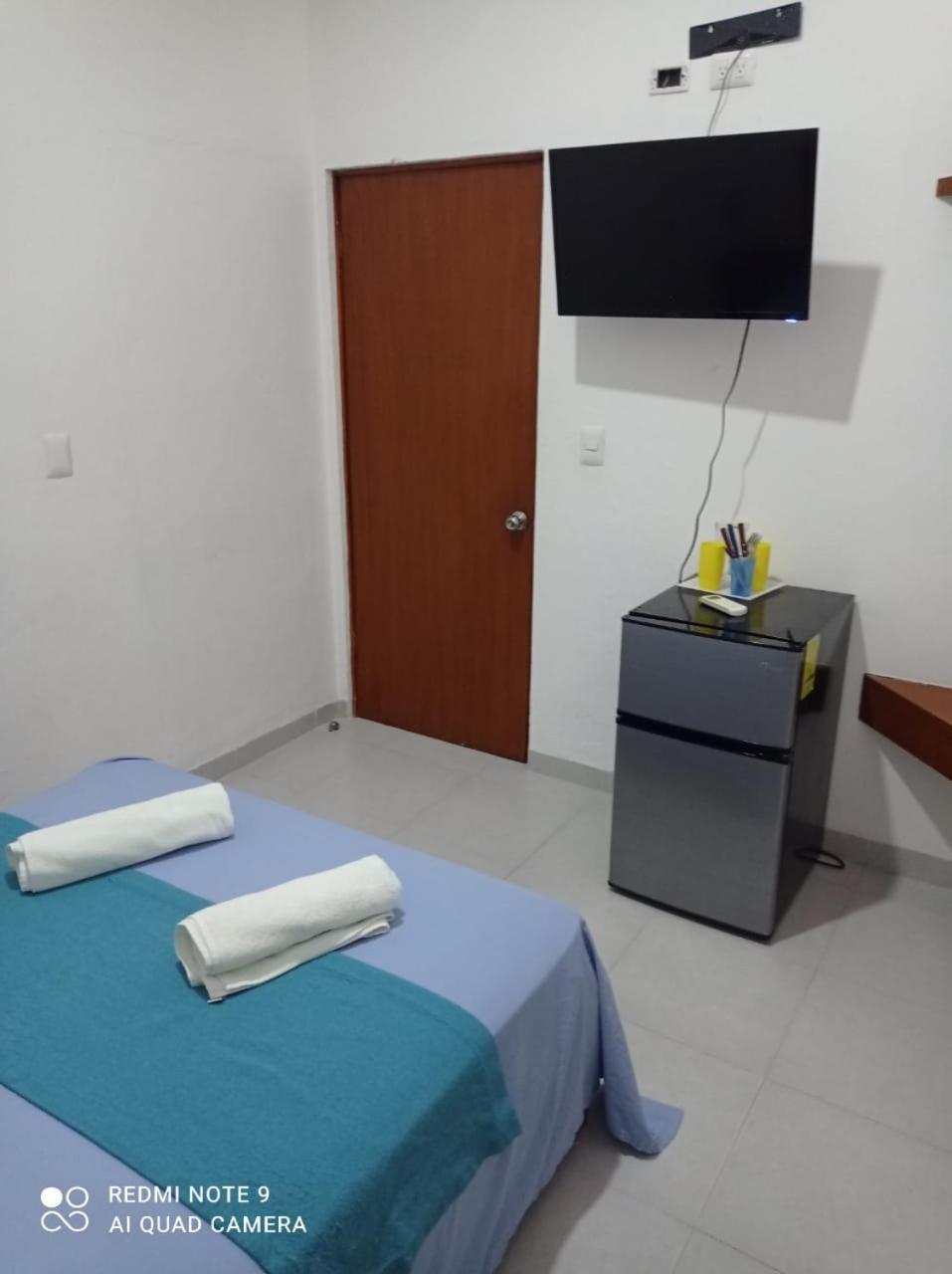 Bed and Breakfast Casa De Huespedes Taino Cancún Esterno foto