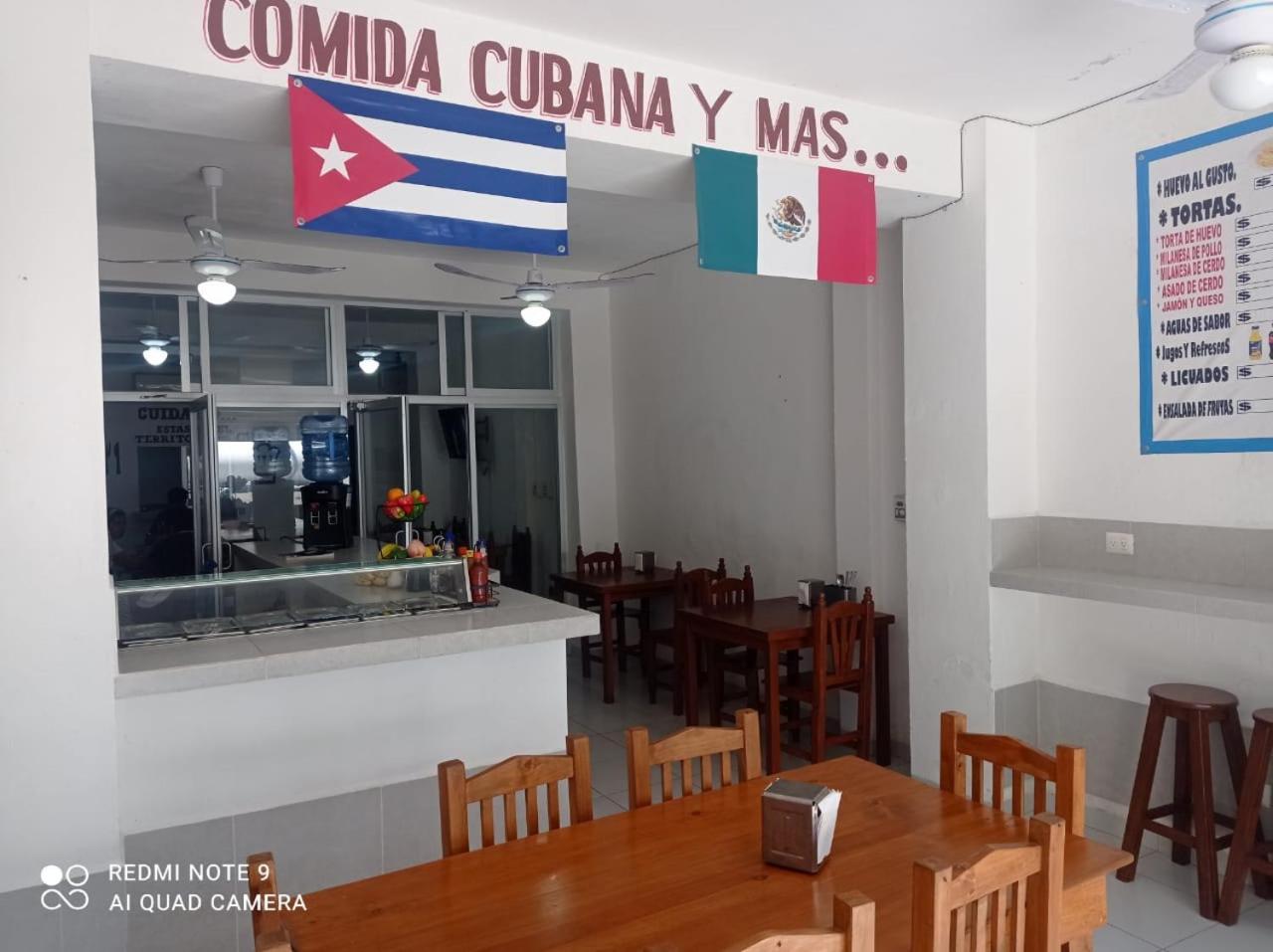 Bed and Breakfast Casa De Huespedes Taino Cancún Esterno foto